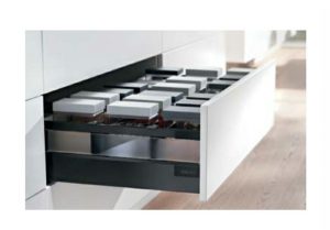 Ray hộp Blum Tandembox X4 Màu đen 30kg 551.23.303