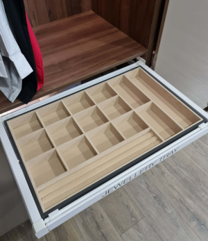 Khay đựng trang sức Hafele 600mm màu trắng 807.95.801