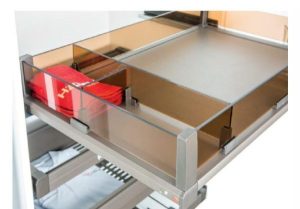 Khay chia cho rổ kéo bằng kính màu nâu 807.96.420