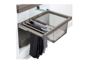 Móc treo quần có rổ Häfele 800mm màu nâu 807.95.131